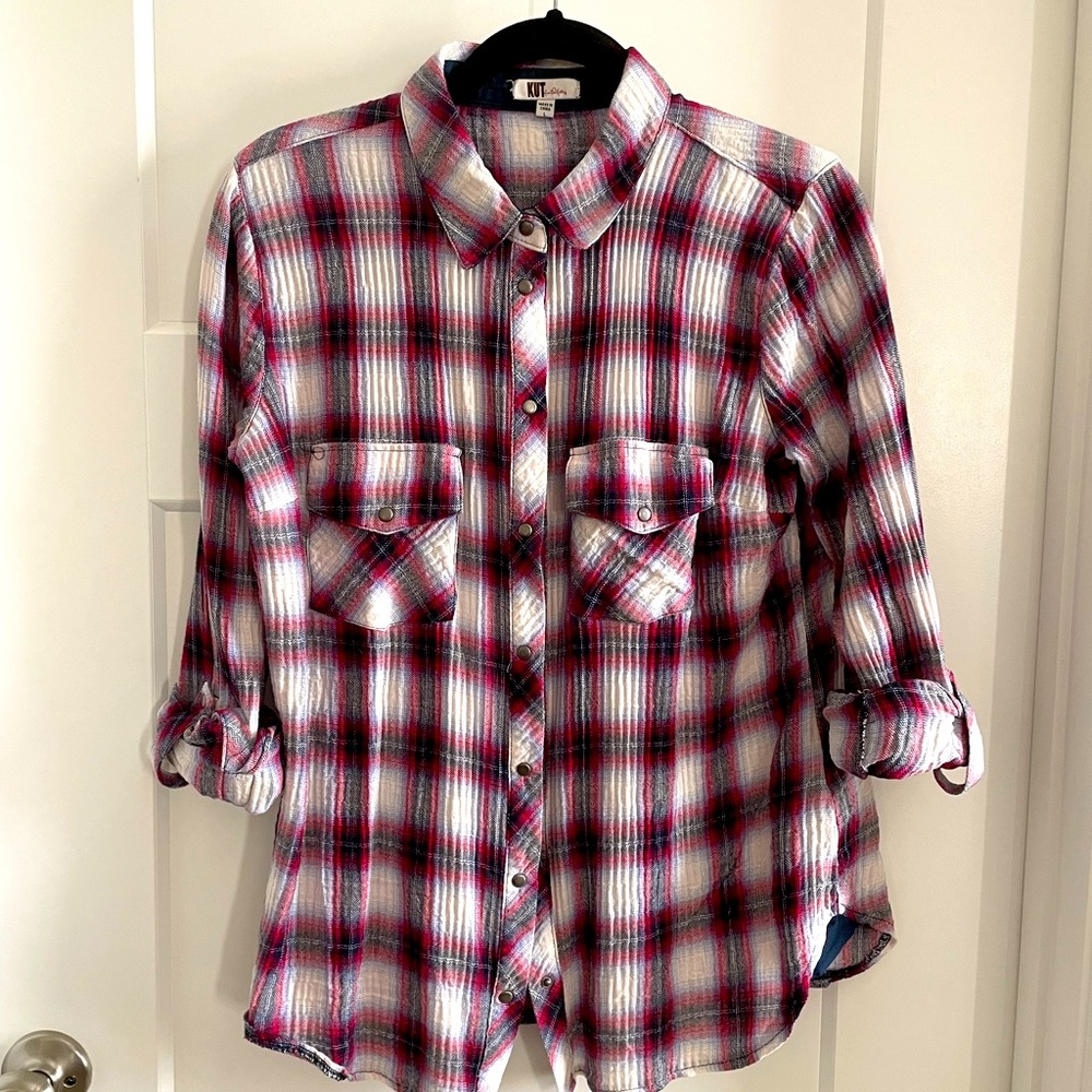 Woman’s flannel snap down shirt